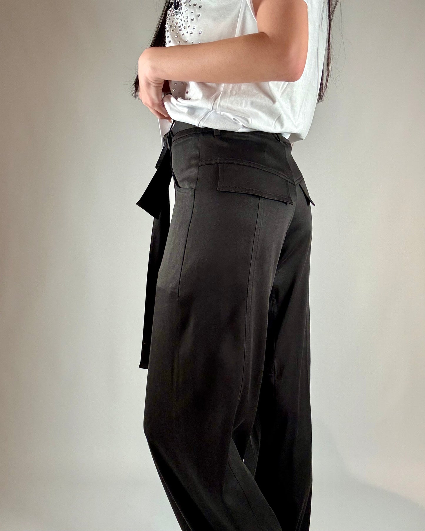PANTALONE FLUIDO CON CINTURA