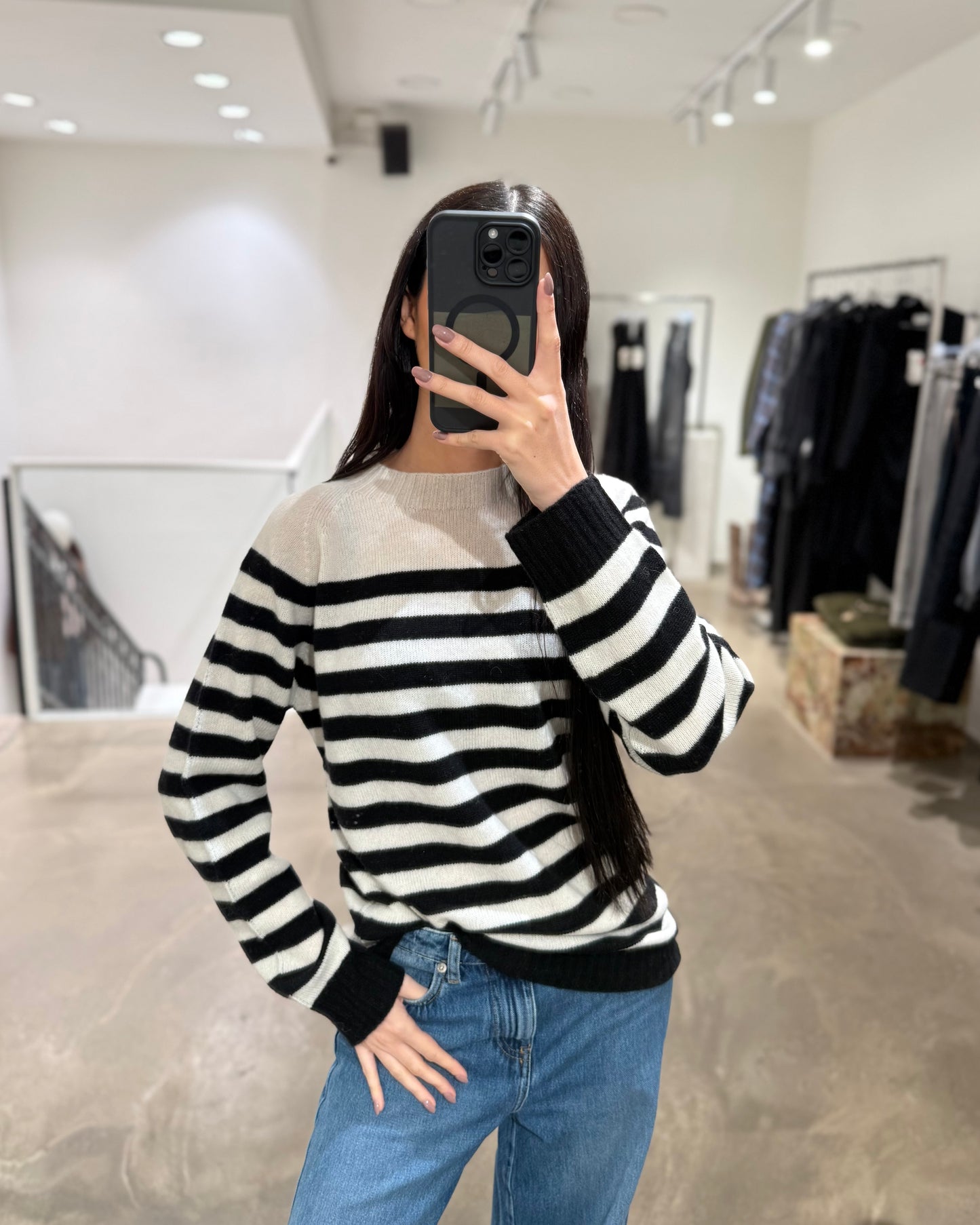 MAGLIA A RIGHE