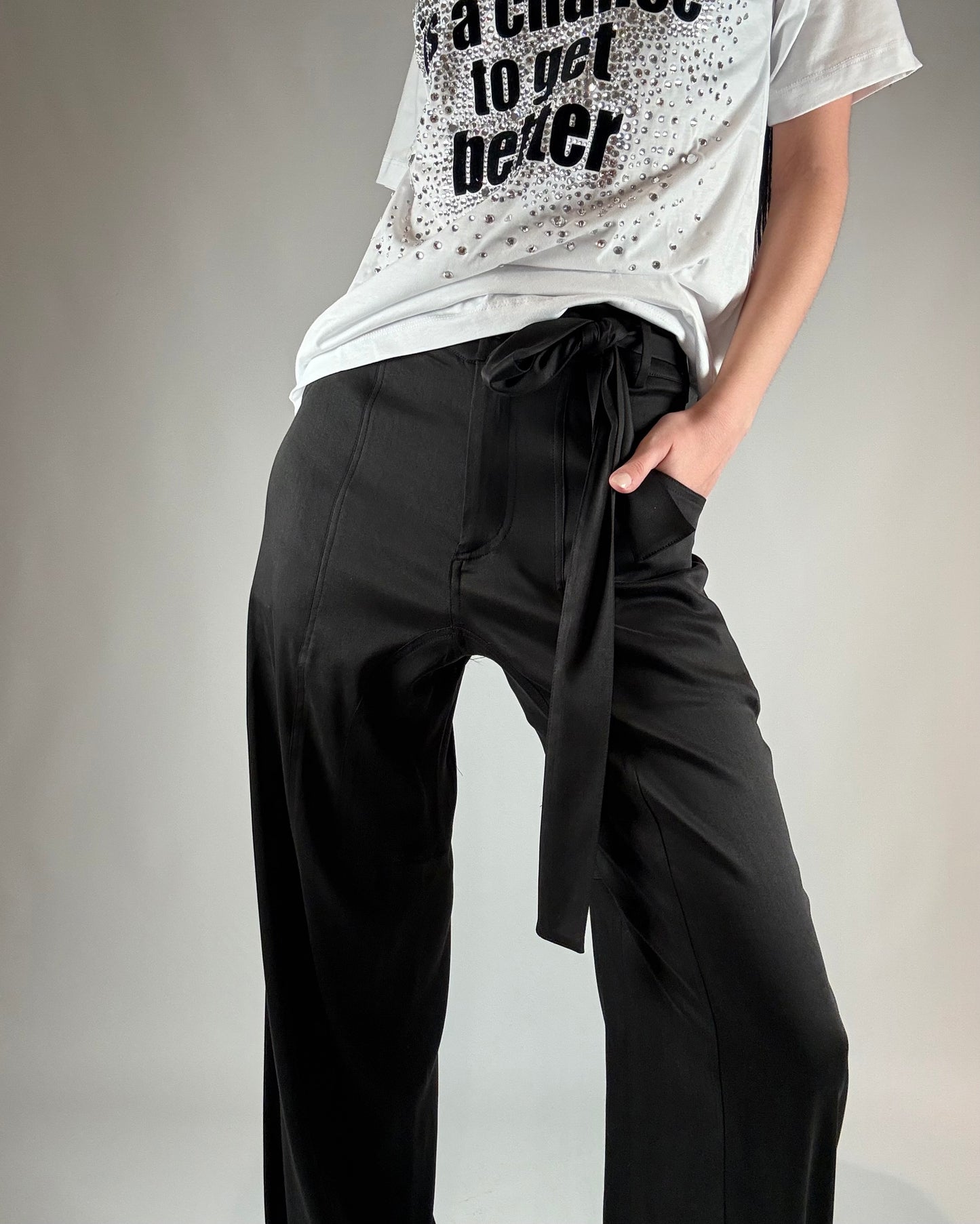 PANTALONE FLUIDO CON CINTURA