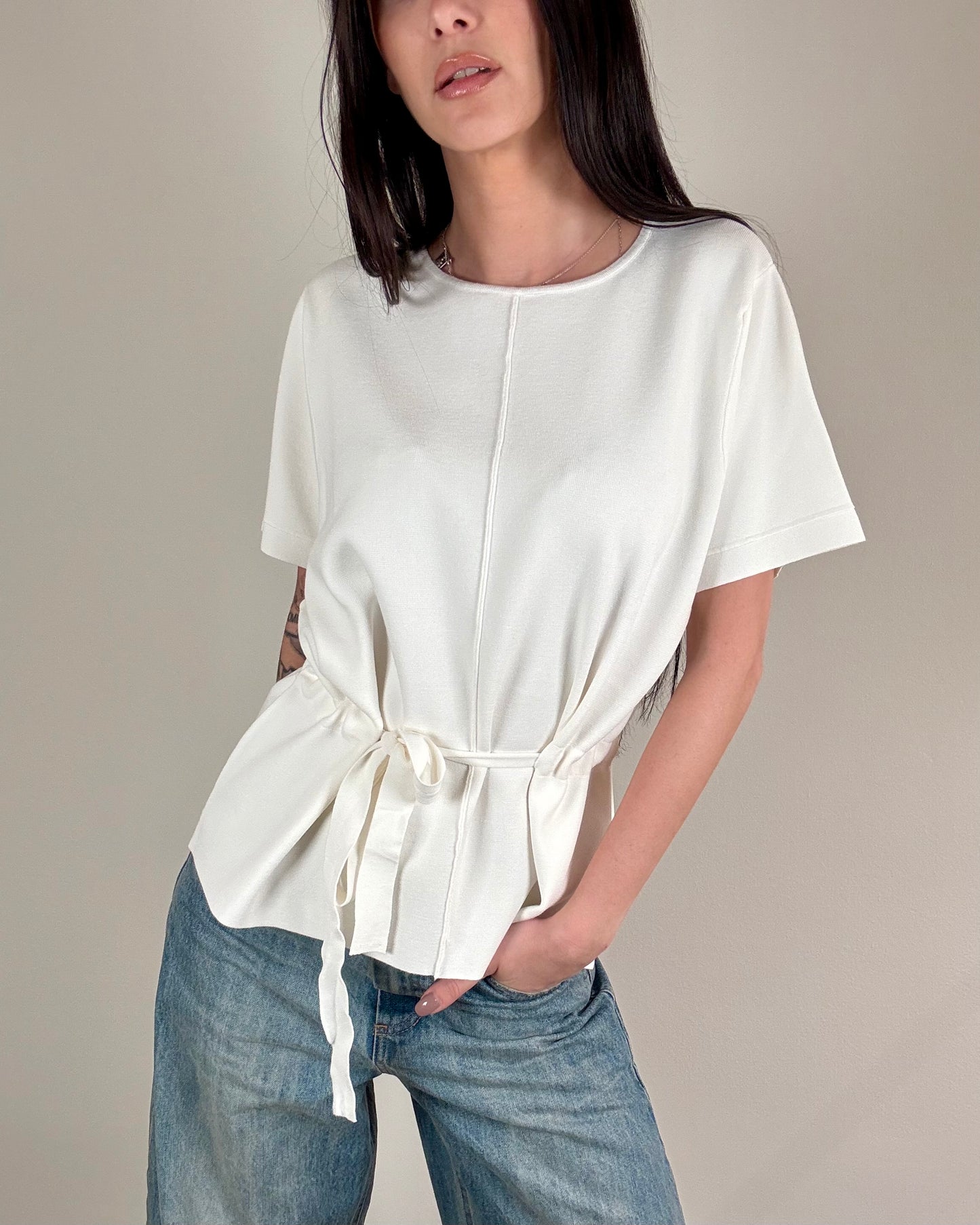 MAGLIA CON CINTURA