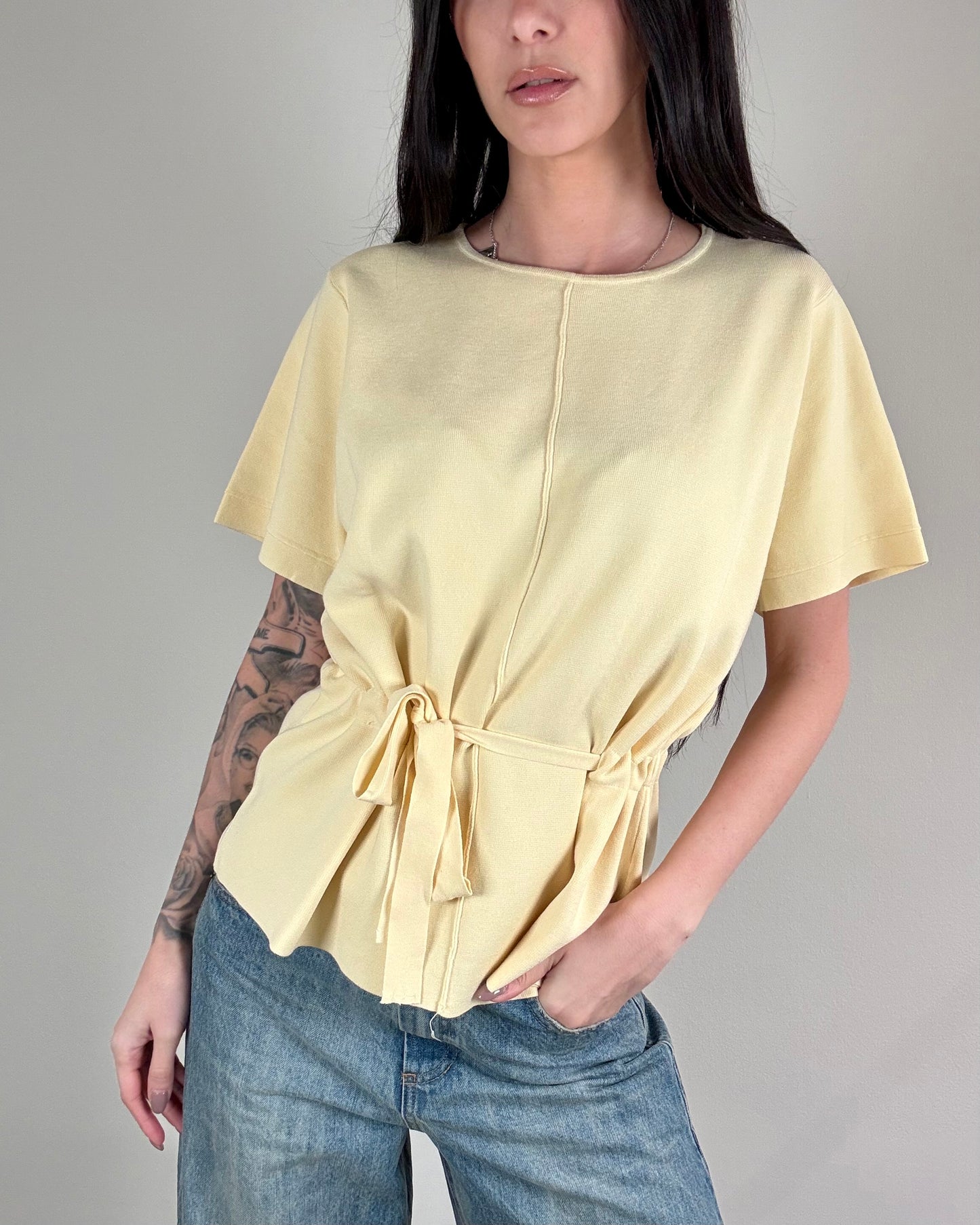 MAGLIA CON CINTURA