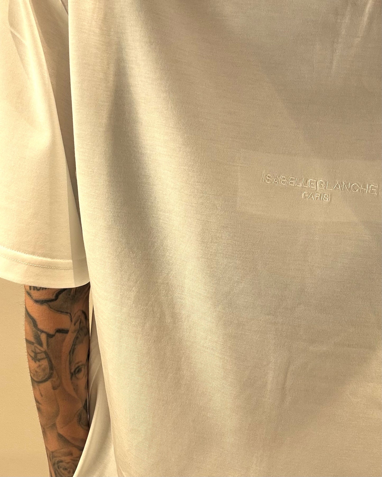 T-SHIRT CON LOGO RICAMATO
