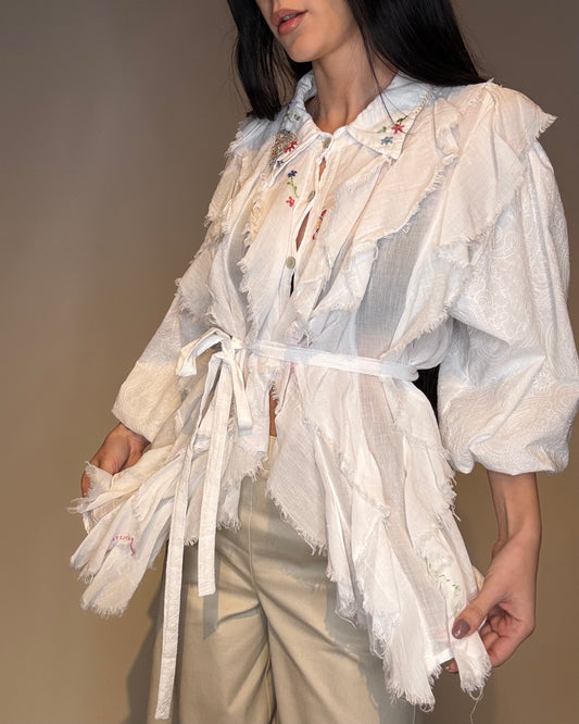 CAMICIA CON ROUCHES ASIMMETRICA