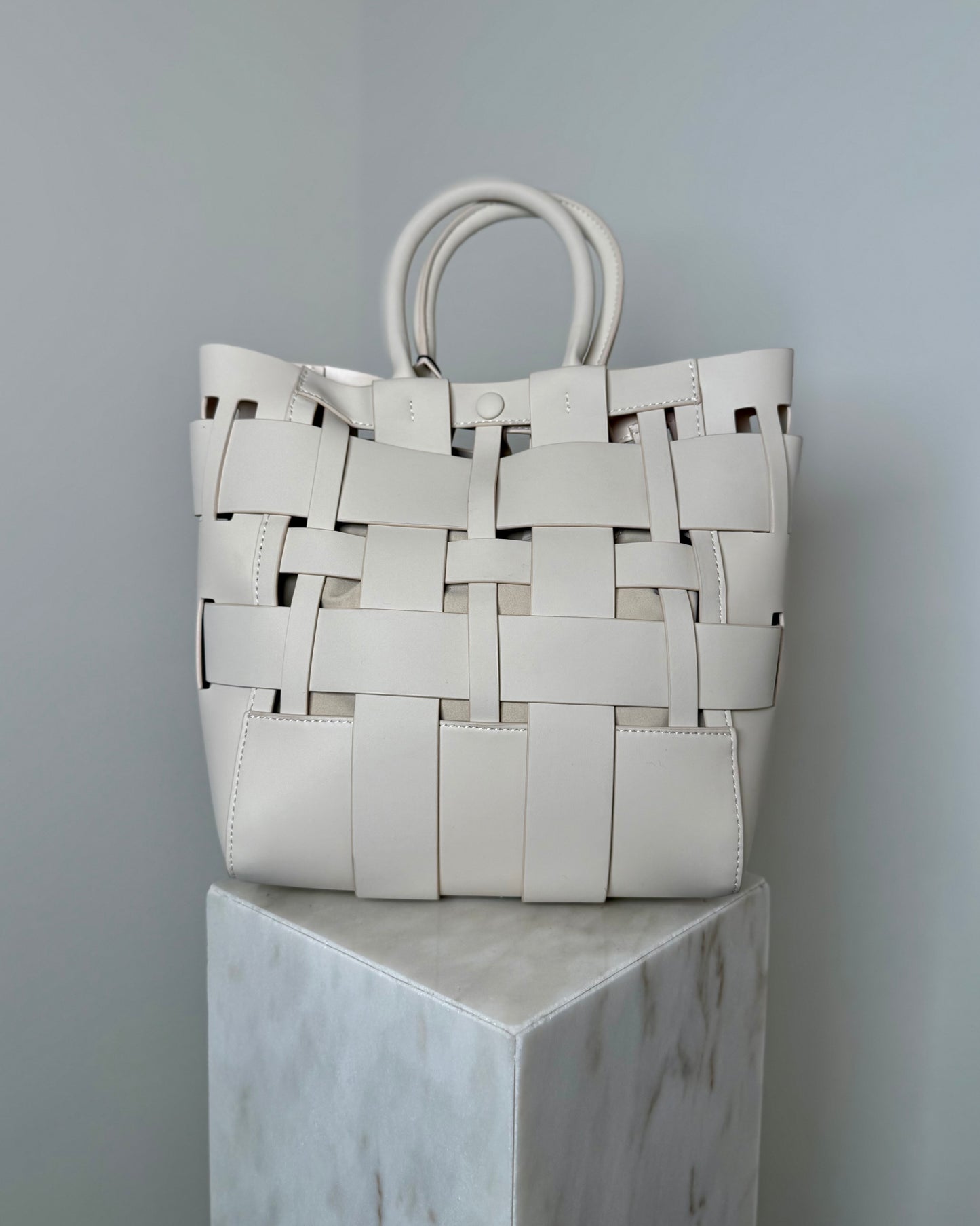 BORSA A MANO IN PELLE