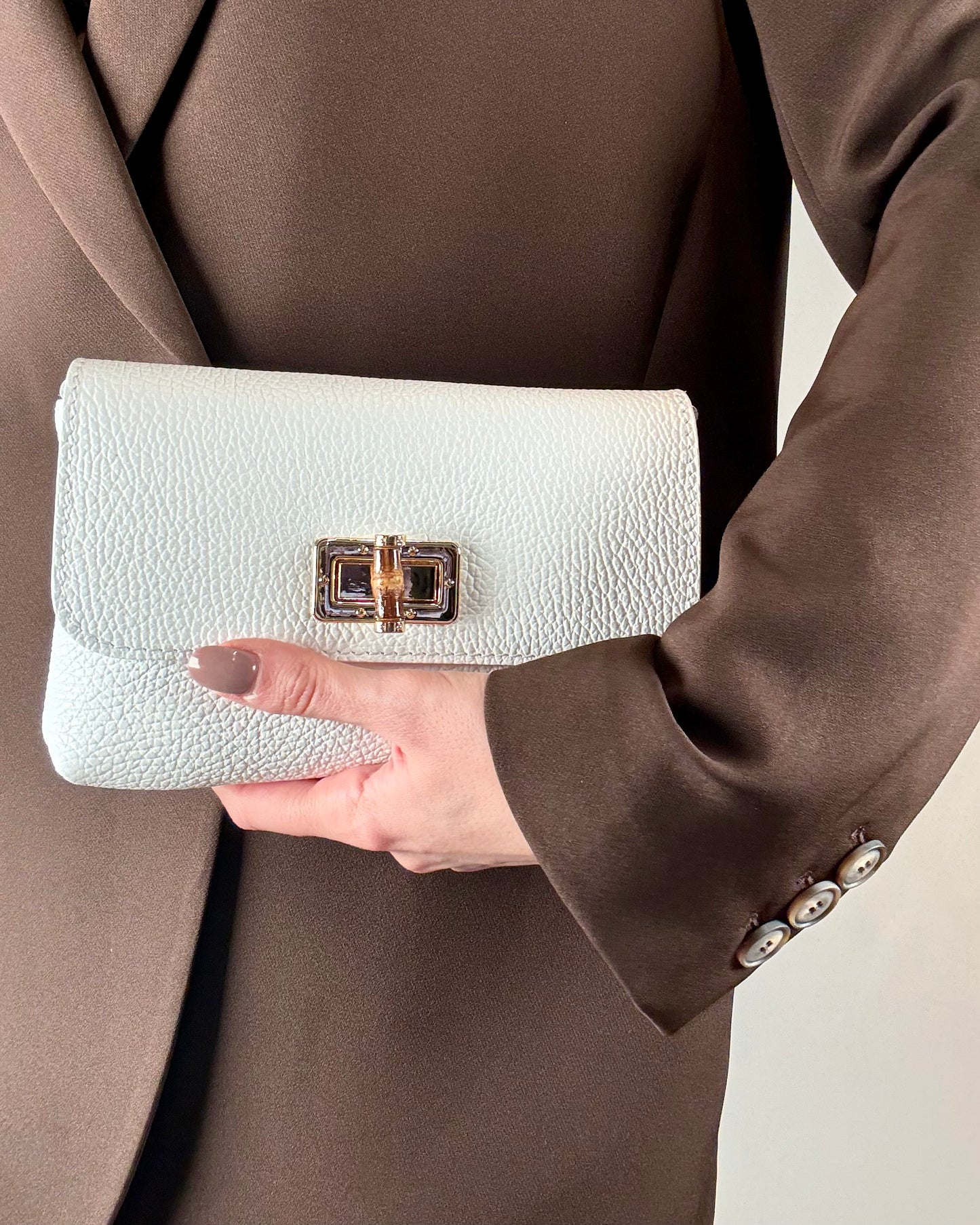 CLUTCH IN PELLE