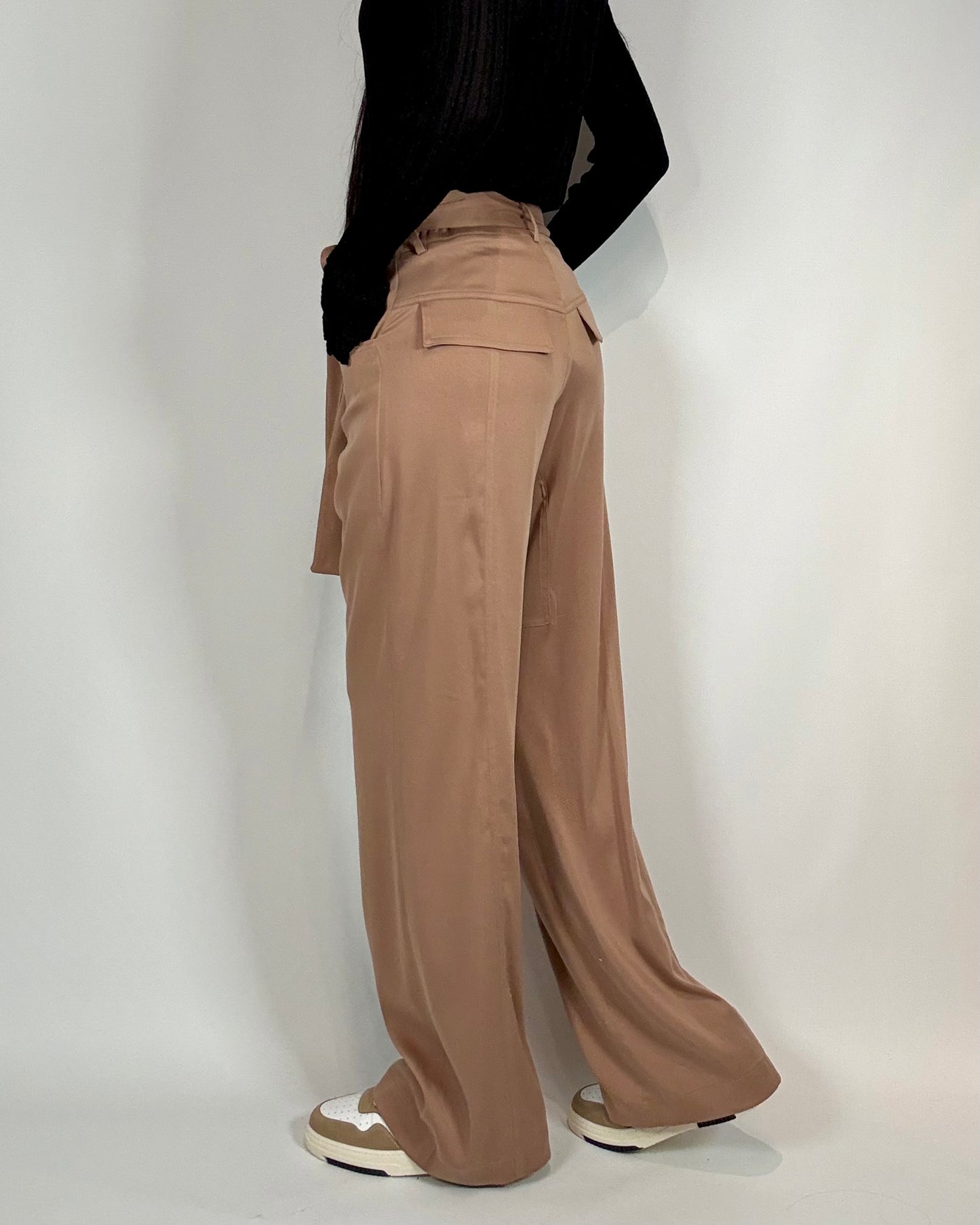 PANTALONE FLUIDO CON CINTURA