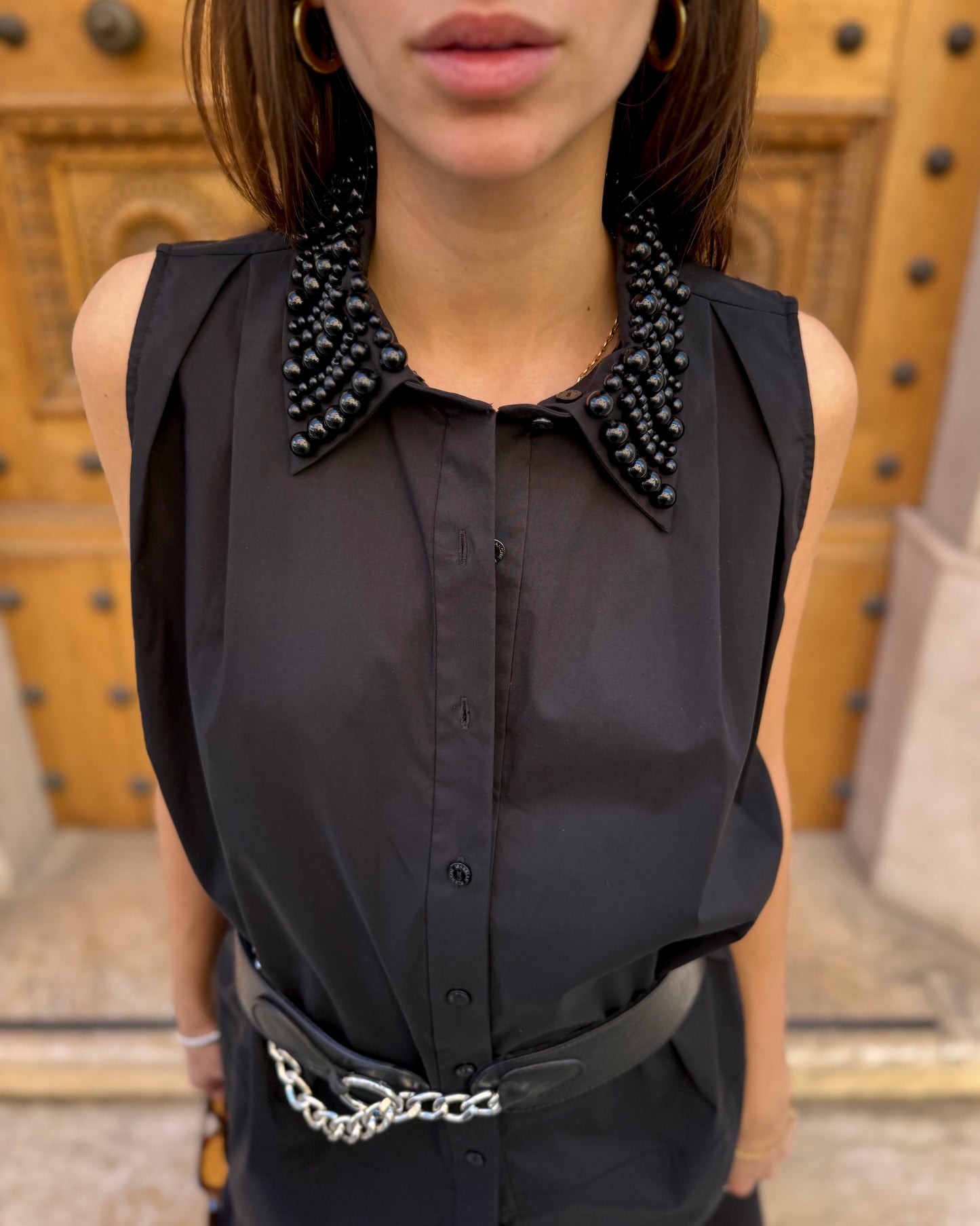 CAMICIA SMANICATA COLLETTO PERLINE