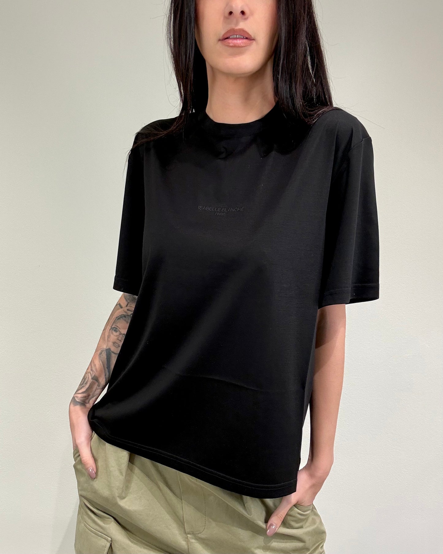 T-SHIRT CON LOGO RICAMATO