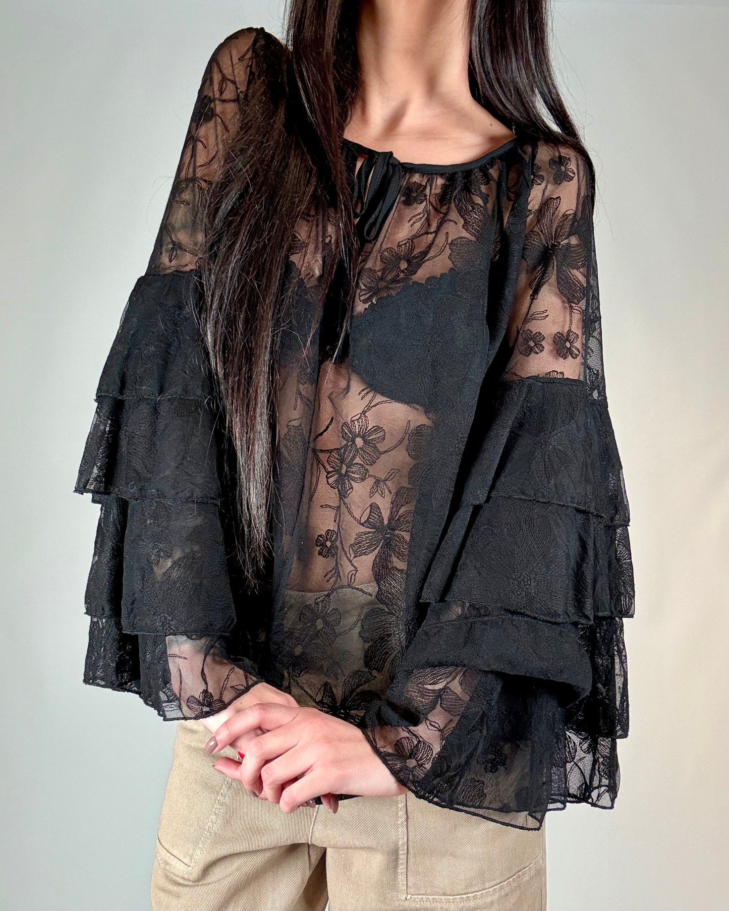 BLUSA RICAMATA A FIORI