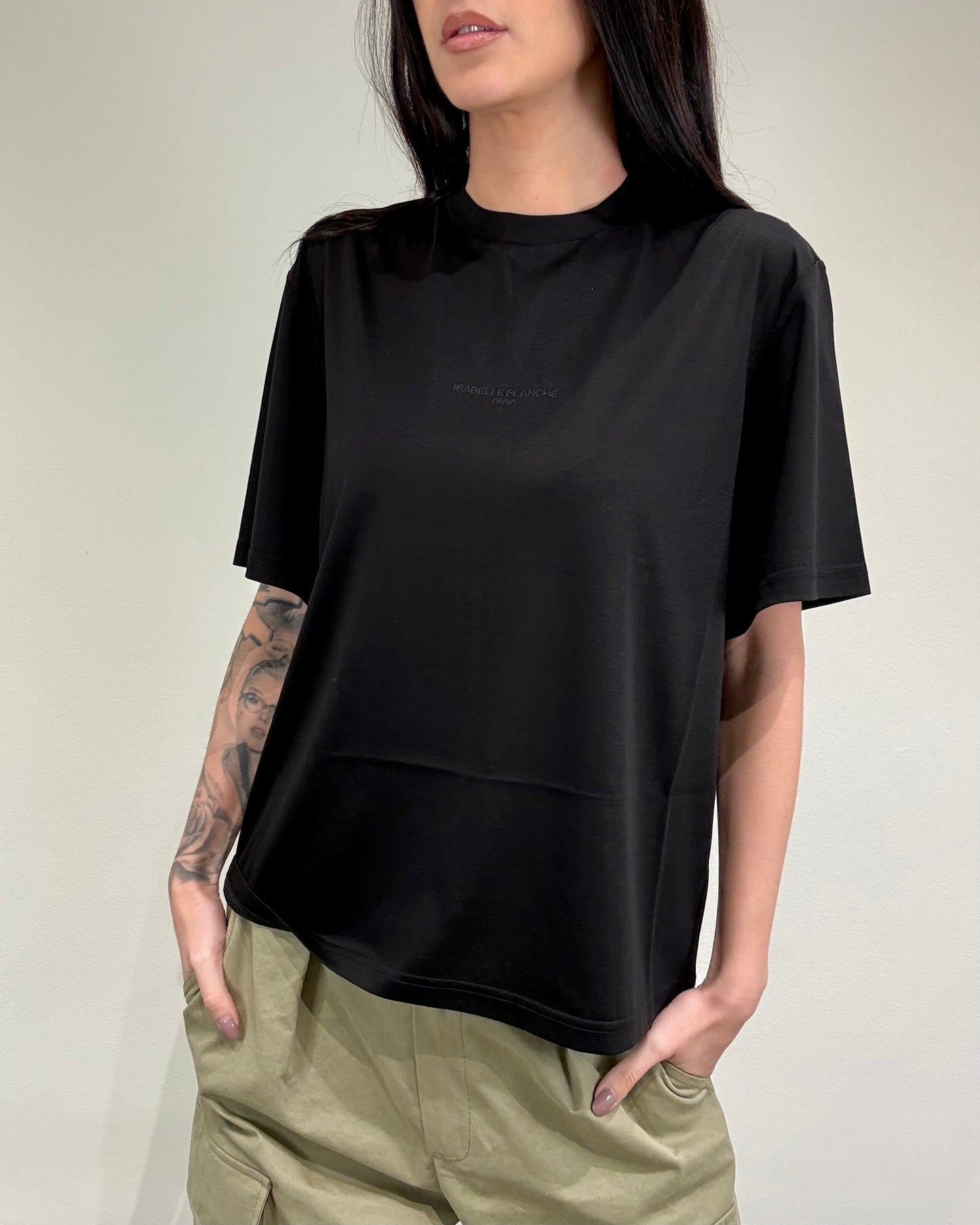 T-SHIRT CON LOGO RICAMATO